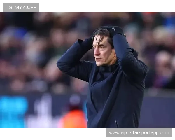 理查兹怒轰热刺双星：呼吁弗兰克封杀，16万周薪大佬遭炮轰，理查兹拳手